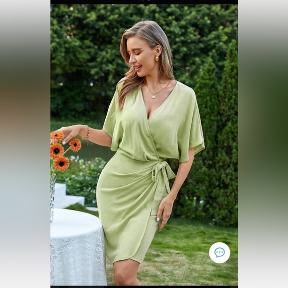 NWT Cupshe Open Front Tie Waist Lace Up Dress
Size L - Picture 4 of 7